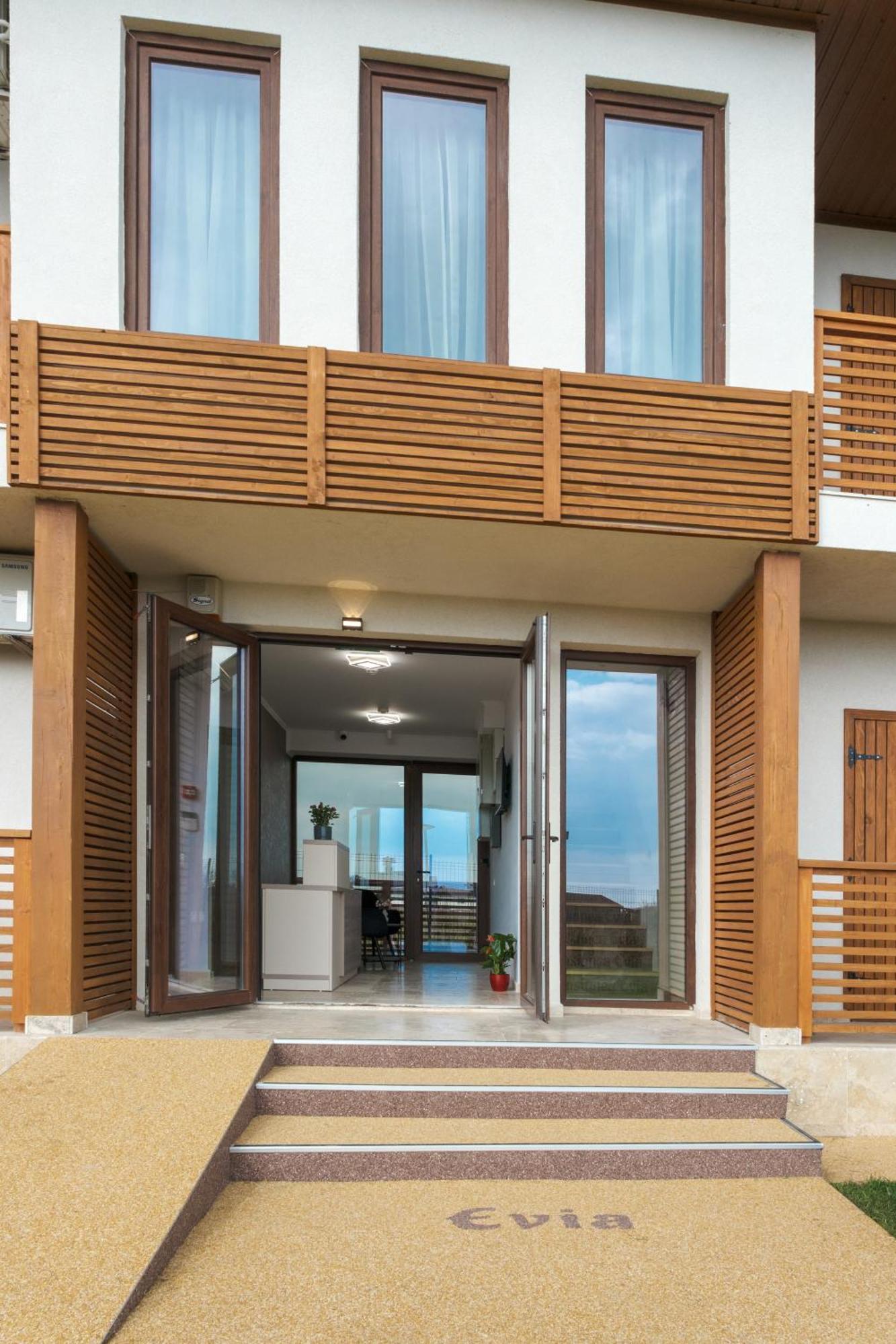 קורבו Pensiunea Evia Corbu מראה חיצוני תמונה