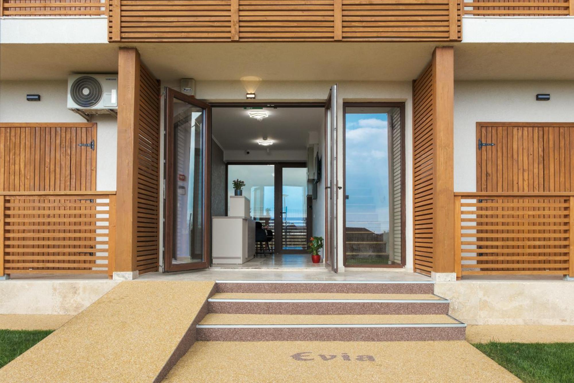 קורבו Pensiunea Evia Corbu מראה חיצוני תמונה
